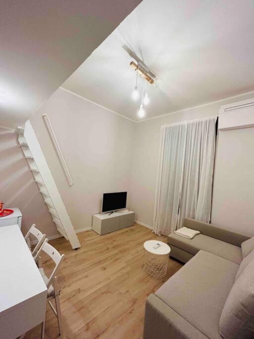 Studio Apartment Near Bocconi มิลาน ภายนอก รูปภาพ